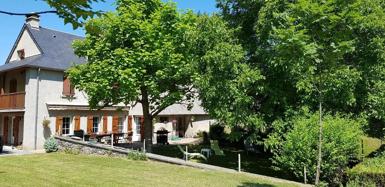 Casa vacanze Le Carot : gîte de montagne indépendant et calme Campan Francia