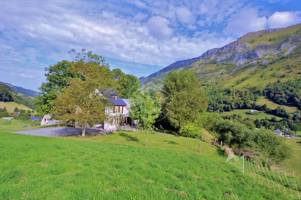 Le Carot : gîte de montagne indépendant et calme Campan Francia